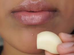 This could be one of the reasons why you are getting the bumps on your lower lip line. Best Ways To Get Rid Of Acne Fast 10 Home Remedies Bellatory