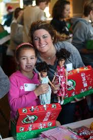 Operation Christmas Child Meet The Crazyshoeboxlady Plaid Giveaway Craft Paper Scissors