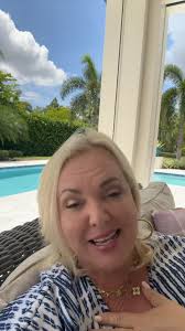 Kris Fairless, Social Commerce Professional