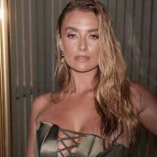 Grace Hayden's Instagram, Twitter & Facebook