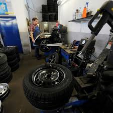 Allianz will bei Autoreparaturen vermehrt auf gebrauchte Ersatzteile setzen  | STERN.de