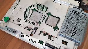 Ps3 Fat Przed I Po Wymianie Pasty Termoprzewodzacej Youtube