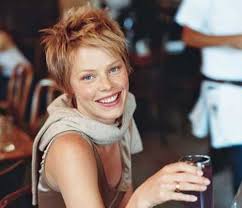 For a small amount of effort you can look great in straight. 25 New Short Haircuts 2015 2016 Short Hairstyles Haircuts 2019 2020