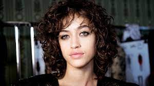 For the minimalists, this product does it all. The Best Detangler Sprays And Conditioners For Curly Hair Glamour