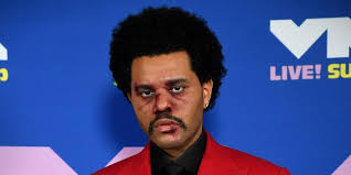 The singer appeared at the american music awards on sunday evening with a heavily bruised face and no explanation for his injuries. Grammys 2021 The Weeknd Surprisingly Absent From Nominations Calls Grammys Corrupt Pitchfork