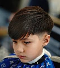 Short hair, with the line and tuft combed and disheveled, wavy or even long hair … whether you are 20, 30 or 50 years does not matter: 55 Boy S Haircuts 2021 Trends New Photos