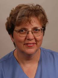 Niles woman, 90, still swims 75-100 miles each year