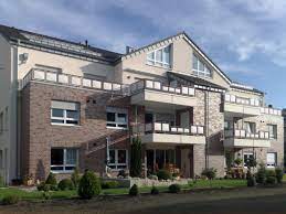 Der durchschnittliche kaufpreis für eine eigentumswohnung in bottrop liegt bei 2.625,68 €/m². 3 Zimmer Wohnung Zu Vermieten Hauptstrasse 102 46244 Bottrop Kirchhellen Mitte Mapio Net