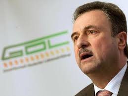 Mai 2008 ist er bundesvorsitzender der gewerkschaft deutscher lokomotivführer (gdl). Claus Weselsky Lokfuhrer Cdu Mitglied Gewerkschafter