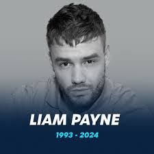 Carly Gee's Instagram, Twitter & Facebook