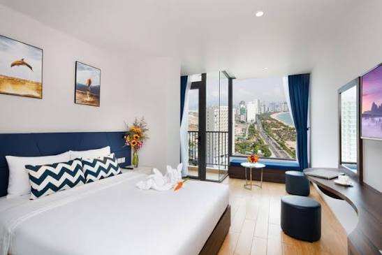 Crown Hotel Nha Trang , Giá giảm 30%, Ảnh & Review chân thật