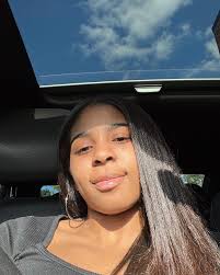 Nikole CyMone Thomas (@_nikole.cymone) • Instagram photos and videos