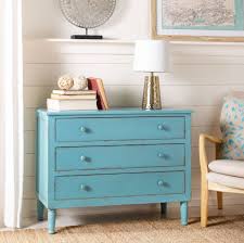 If you've got a small bedroom, then a small dresser is a must for your space. 15 Small Dresser Ideas That Don T Compromise On Style Decor Aid
