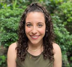 Dee Wagner's Instagram, Twitter & Facebook