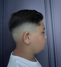 Siema✌🏼 Przy współpracy z Capilla Luxe całkowicie odpicowaliśmy gościa  🔥🔥 Tez tak chcesz dawaj znać 😀 www.capillaluxe.pl Do zoba na fotelu ✌🏼