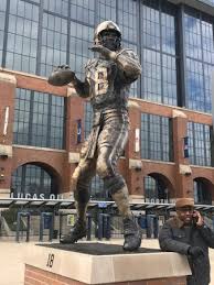 Twitter reacts to hof bust! Peyton Manning Statue Picture Of Peyton Manning Statue Indianapolis Tripadvisor