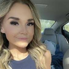 Amanda Marolda's Instagram, Twitter & Facebook