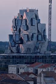 D'origine suisse, maja est issue d'une lignée d'amateurs d'art. Frank Gehry S Twinkling Luma Arles Tower Takes Shape In France