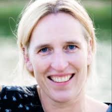 Afscheid genomen bij Zorgbureau Embrace, bedankt voor de fijne tijd en  samenwerking. Maandag op naar een nieuwe uitdaging, als coördinator  vergunningen toezicht en handhaving bij de Gemeente Assen!