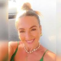 Genevieve Duffy's Instagram, Twitter & Facebook