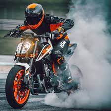 Pin By Juliano Pompeo On Asuperbike Motorcycle Ktm Duke Ktm Supermoto Ktm Motorcycles