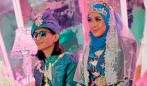 Sang suami bersyukur, siti nurhaliza dan sang bayi dalam keadaan sehat. Dah Nasihat Lupakan Siti Tapi Zamani Sangat Setia Mynewshub