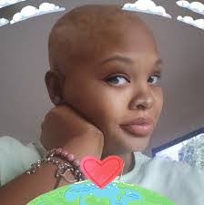 Ebony Petersen's Instagram, Twitter & Facebook