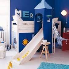 des lits cabanes pour les enfants paperblog lit cabane cabane enfant chambre enfant