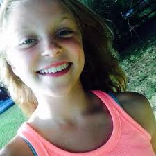 Olivia Manley (@_oliviamanley_)