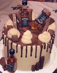 Birthday Liquor Bottle Cake Decorations 36 Whiskey Birthday Cake Design Ideas For 2020 In 2020 Whiskey Cake Liquor Cake Funny Birthday Cakes