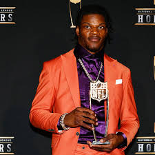 With lj memorabilia exploding in price over the past 12 months. Lamar Jackson S Offseason Includes Group Workout New Tattoo Sports Heraldmailmedia Com