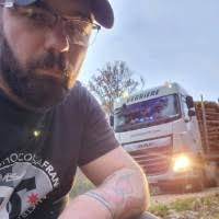 40+ "Dan Vaillant" profiles