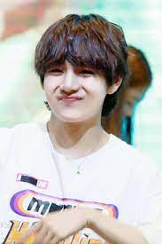 Kim taehyung is a singer who joined the group korean singer named bangtan boys. Taehyung Cute Wallpapers Wallpaper Cave