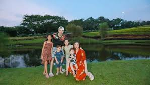 Tentang kapan hari ayah sedunia, jawabannya berbeda lagi. Stuyk3sabsha5m