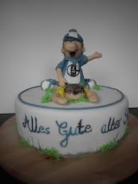 Mit einem ganz einfachen trick bekommt der kuchen die hübsche schmetterlingsform. Schalke Torte Motivtorten Fotos Forum Chefkoch De