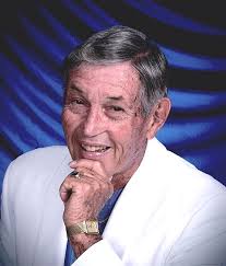 Robert Clow's Instagram, Twitter & Facebook