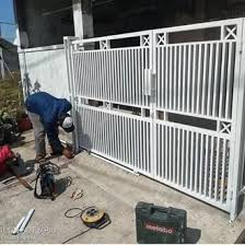 Pagar tembok minimalis tidak akan terlihat kuno atau ketinggalan zaman meskipun sudah melewati tahun 2021. Jual Produk Pagar Rumah Minimalis Murah Termurah Dan Terlengkap Mei 2021 Bukalapak