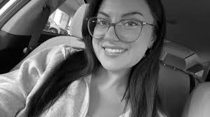 Singer Zach Bryan's $865k Childhood Home Has Been His Steadfast Partner In  His Rise Through Fame🏡🛡. Photos in Comments. The home was built in the  early 1900s, around when Oklahoma was found.