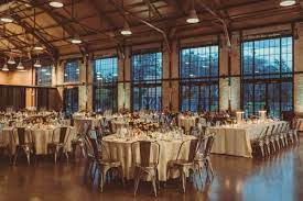 Modern Classic Ottawa Wedding At The Horticulture Building Junebug Weddings Wedding Venues Ottawa Modern Wedding Venue Outdoor Wedding Venues