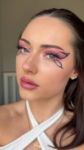 Get ready with me using only @essence cosmetics products! 🦋🪩 essence is  the first and only makeup sponsors of @Longitude Festival and have such  cute range for festival season! 💃🏼✨ I'm so excited to be ...