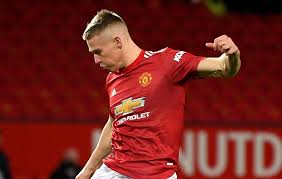 Manchester united may have brought in dutch midfielder donny van de. Scott Mctominay Comes Off Injured Against Leeds United