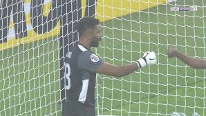 جائزة أفضل حارس مرمى في عام 2017/2018 فاز بها الحارس محمد العويس تابع جميع مباريات الدوري السعودي للمحترفين فقط وحصرياً عبر. Ù…Ø¹Ù„ÙˆÙ…Ø§Øª Ù…Ø­Ù…Ø¯ Ø§Ù„Ø¹ÙˆÙŠØ³ Ø¨Ø·ÙˆÙ„Ø§Øª