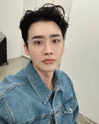 I hope the new month brings joy to all of my fans. I appreciate you being  here, following me, loving me, and taking the time to visit my page. This  is my