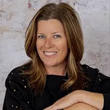 Deena Hoover's Instagram, Twitter & Facebook