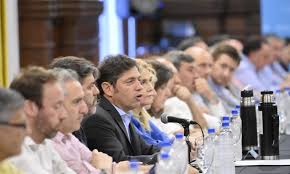 Kicillof vuelve a encabezar una cumbre de intendentes