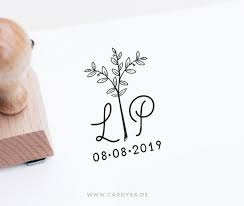 Personalisierter Stempel Hochzeit Mit Initialen Und Datum Hochzeitslogo Hochzeitsstempel Save The Date Stempel Hochzeitseinladung Stempel Hochzeit Hochzeitsstempel