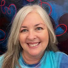 Stephanie Eichelberger's Instagram, Twitter & Facebook