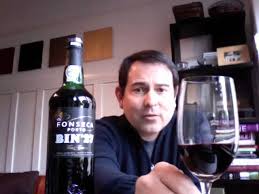 The fonseca bin 27 is a testimony and tribute that the fonseca winery pays to the tradition of the region, to its port wines with character and depth. Fonseca Bin 27 Nv 90 Points James Melendez Youtube