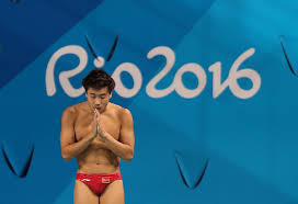 He has also won golds in diving at the world. China 039 S Cao Yuan Won The Gold Medal Of Men 039 S 3m Springboard Of Diving At Rio2016 En China Xinhua News Scoopnest