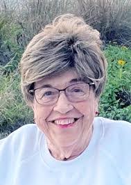 Ella Kirby's Instagram, Twitter & Facebook